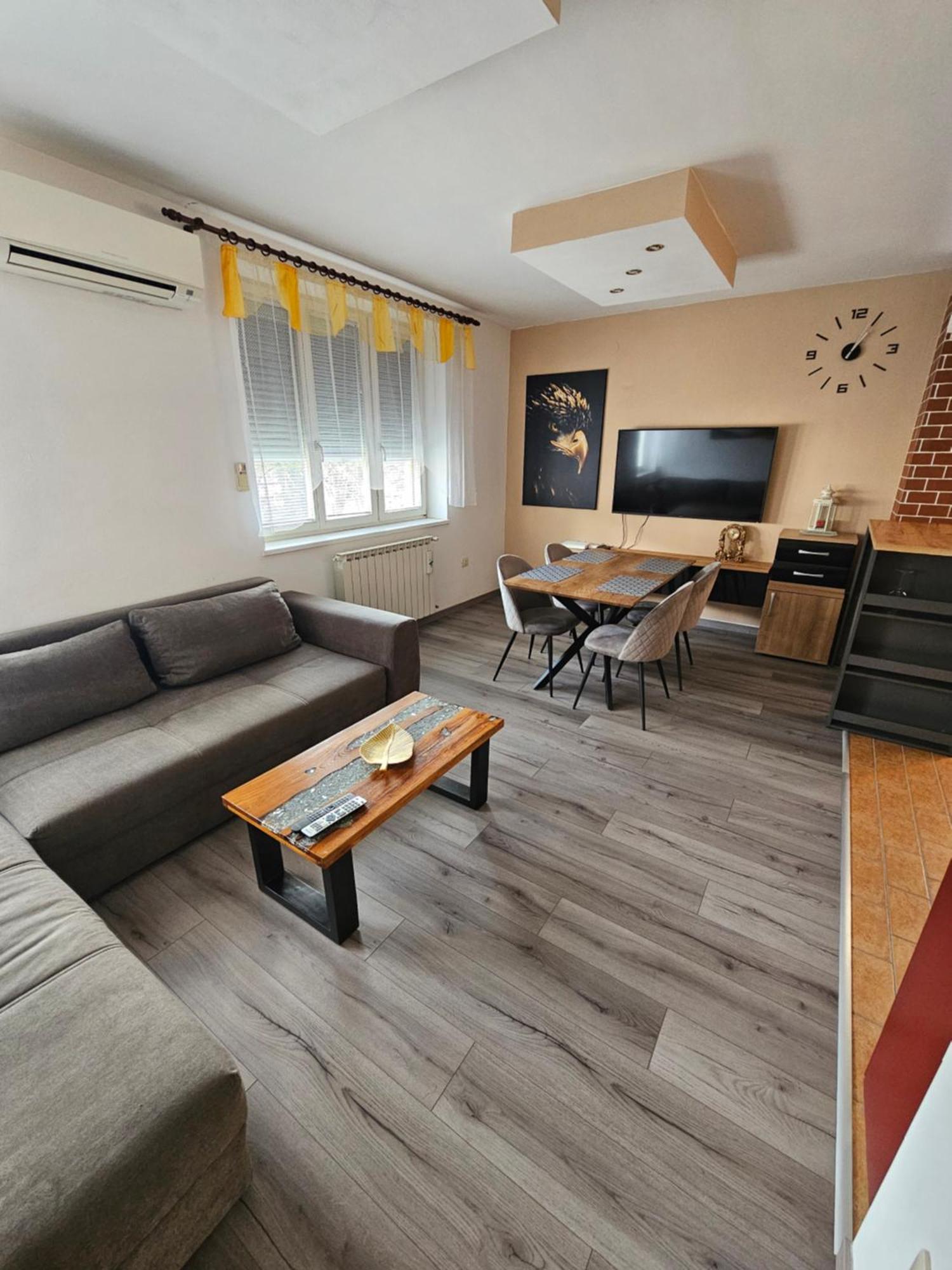 Smaragd Damir Antunovic-Sobodajalec Kobarid Extérieur photo