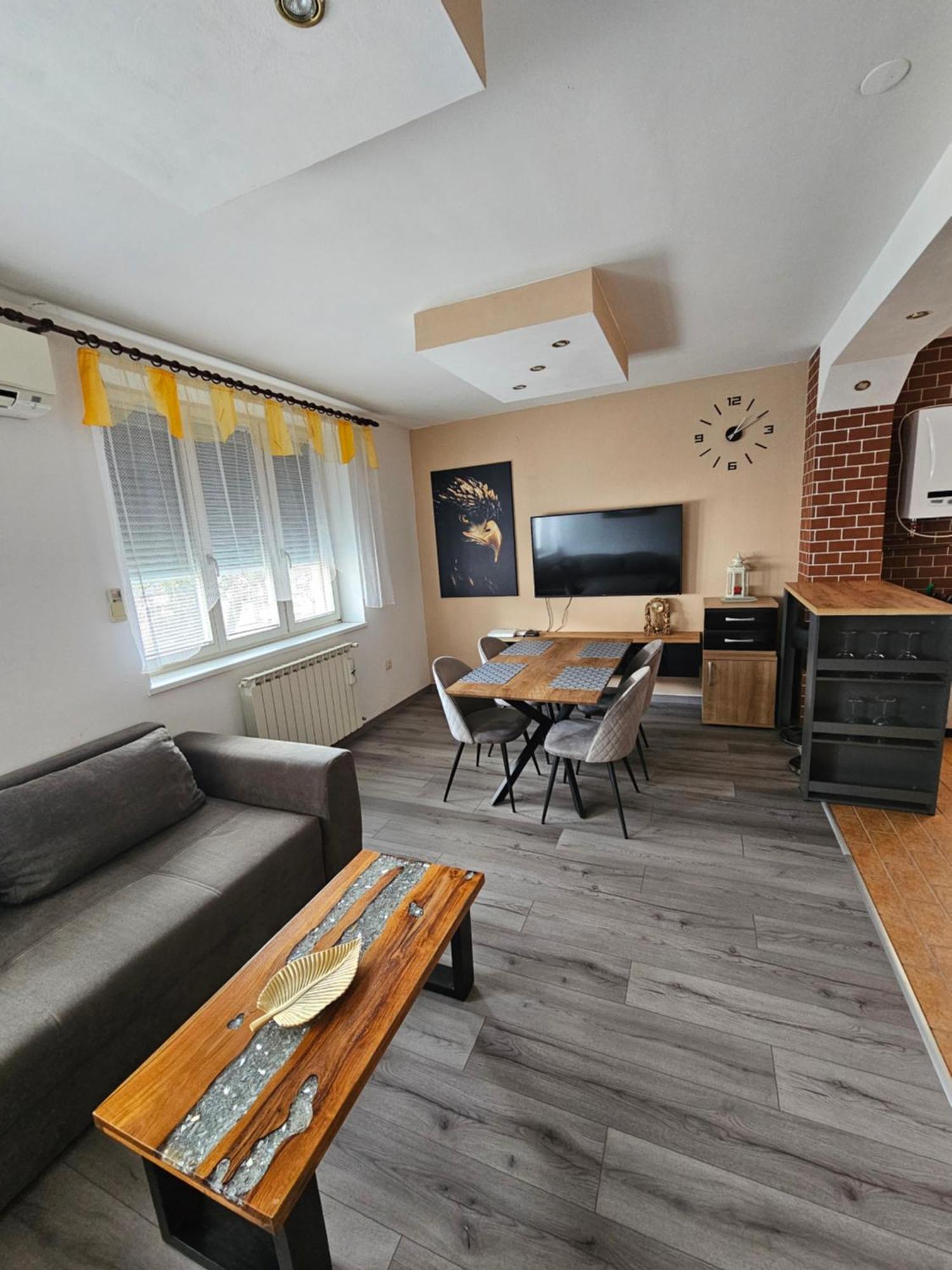 Smaragd Damir Antunovic-Sobodajalec Kobarid Extérieur photo
